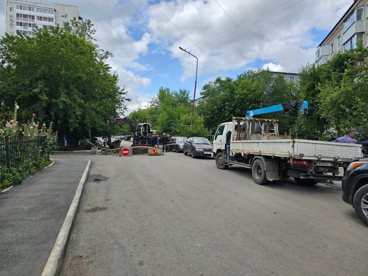 В центре Кургана до конца месяца закрыли улицу Васильева. Фото